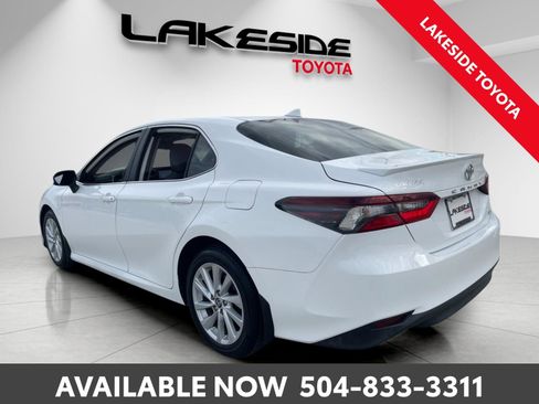 Used 2023 Toyota Camry LE image 4