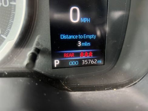 Used 2022 Toyota Corolla SE image 21