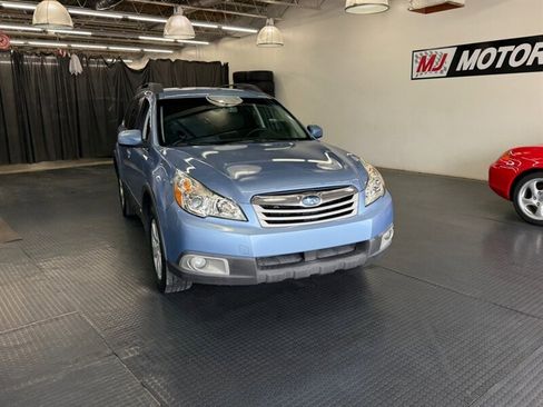 Used 2012 Subaru Outback 2.5i Premium w/ Popular Pkg 2 image 2