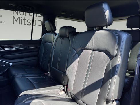 Used 2022 Jeep Wagoneer Series II image 17