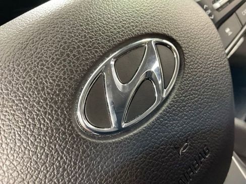 Used 2020 Hyundai Santa Fe SEL w/ Convenience Package image 48