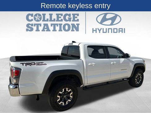 Used 2023 Toyota Tacoma TRD Off-Road image 6