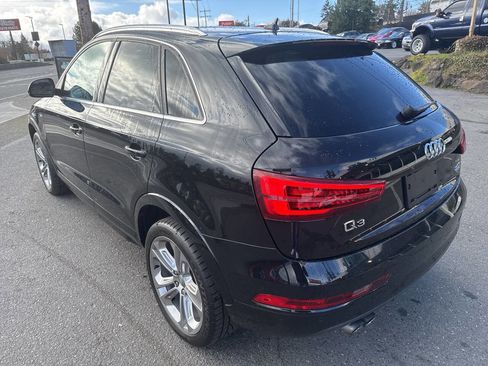 Used 2018 Audi Q3 2.0T Premium Plus w/ Premium Plus Package image 3