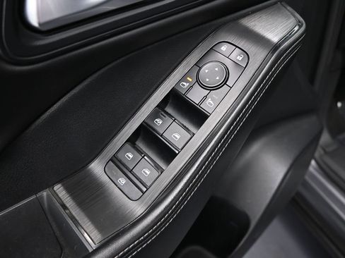 Used 2023 Nissan Rogue SV w/ SV Premium B Package image 20