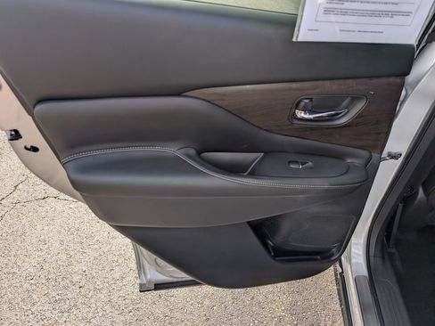 Used 2020 Nissan Murano Platinum AWD/4WD image 10