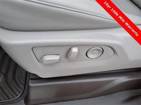 New 2026 Chevrolet Silverado 1500 LTZ w/ Z71 Off-Road Package image 18