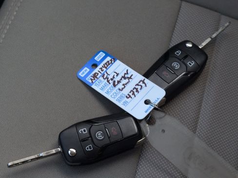 Used 2021 Ford Ranger XLT w/ Equipment Group 301A Mid image 9