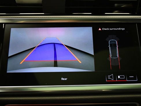 Used 2025 Audi Q3 2.0T Premium w/ Convenience Package image 28