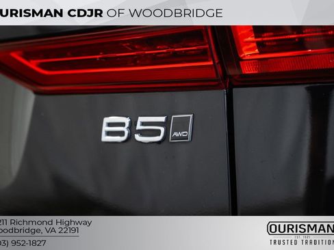 Used 2024 Volvo XC60 B5 Plus AWD/4WD image 9