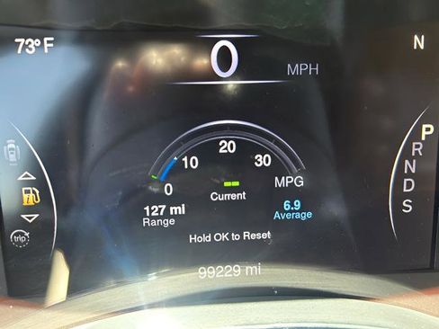 Used 2014 Jeep Grand Cherokee Overland AWD/4WD image 23