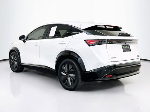 Used 2024 Nissan Ariya AWD image 5