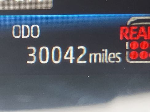 Certified 2024 Toyota Highlander XLE FWD image 21
