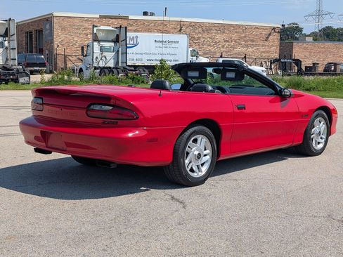 Used 1994 Chevrolet Camaro Z28 RWD image 28