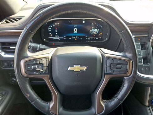 Used 2022 Chevrolet Tahoe High Country AWD/4WD image 16
