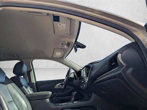 Used 2018 Chevrolet Traverse LT FWD image 15
