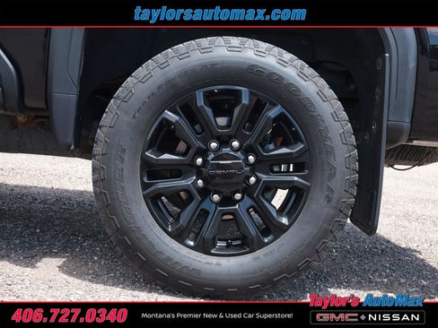Used 2022 GMC Sierra 3500 Denali w/ Denali Black Diamond Edition AWD/4WD image 48