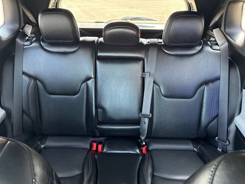 Used 2023 Jeep Compass Latitude AWD/4WD image 37