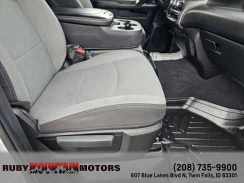 Used 2022 RAM 3500 Big Horn AWD/4WD image 38