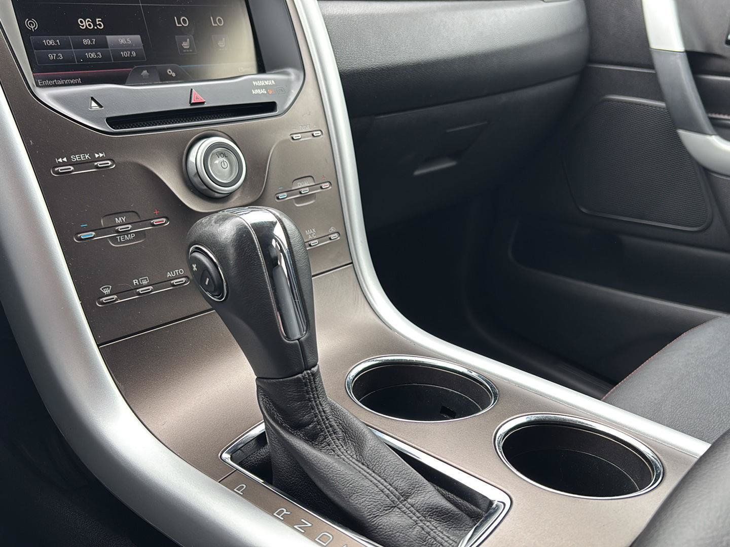 Used 2013 Ford Edge SEL FWD image 16