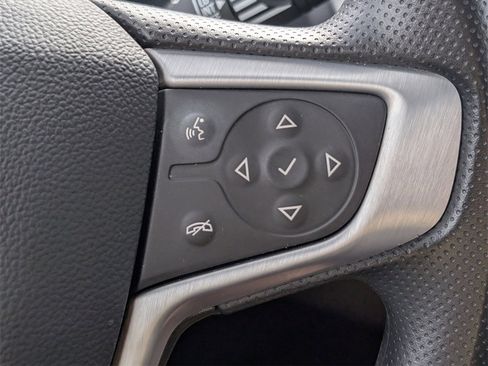 Used 2024 GMC Terrain SLE image 22