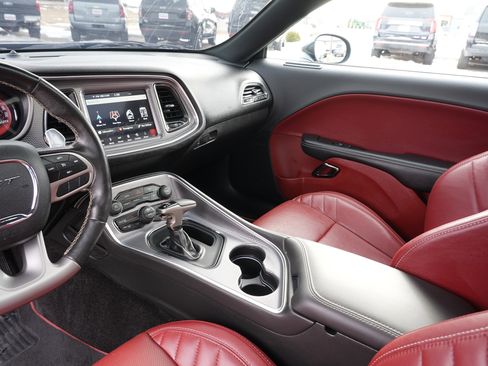 Used 2019 Dodge Challenger SRT Hellcat Redeye image 24