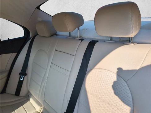 Used 2015 Mercedes-Benz C 300 4MATIC Sedan image 23