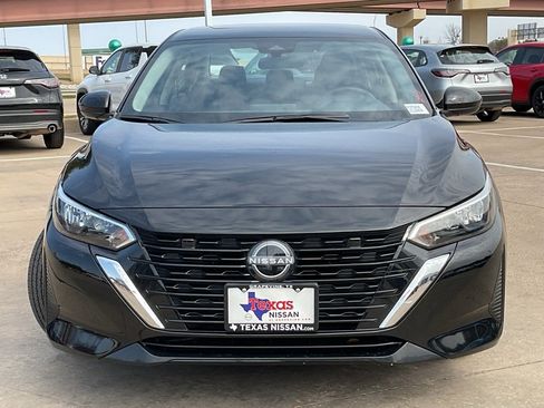 Used 2025 Nissan Sentra S image 3