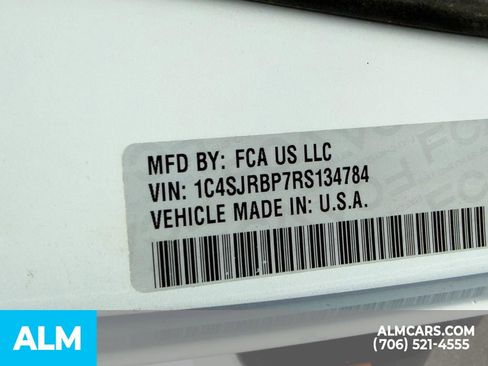 Used 2024 Jeep Wagoneer L Series II image 26