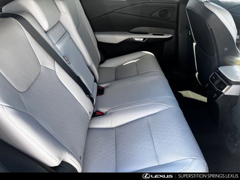 Certified 2023 Lexus RX 350 w/ Accessory Package (Z1) image 24