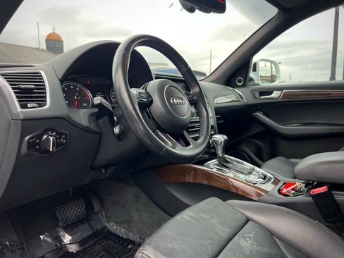 Used 2016 Audi Q5 2.0T Premium Plus image 31