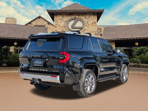 Used 2025 Toyota 4Runner Limited image 2
