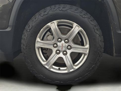 Used 2019 GMC Acadia SLE FWD image 11