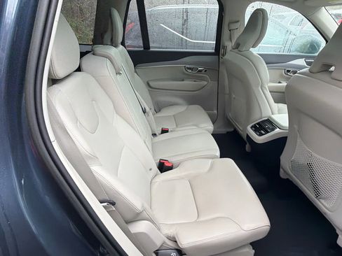 Certified 2023 Volvo XC90 B5 Core image 15