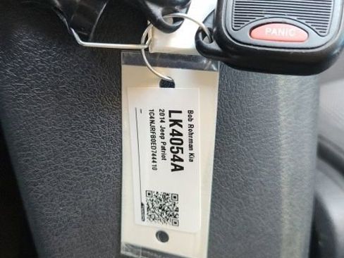 Used 2014 Jeep Patriot Latitude w/ Sun/Sound Group AWD/4WD image 21