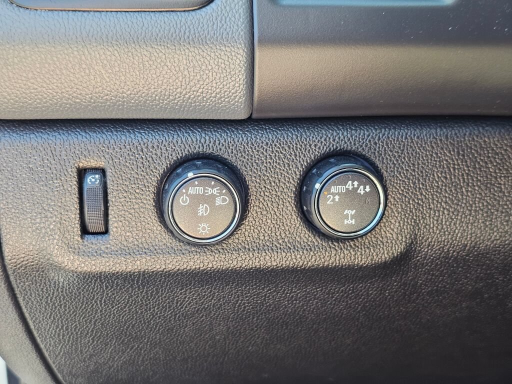 Used 2019 Chevrolet Colorado Z71 AWD/4WD image 33