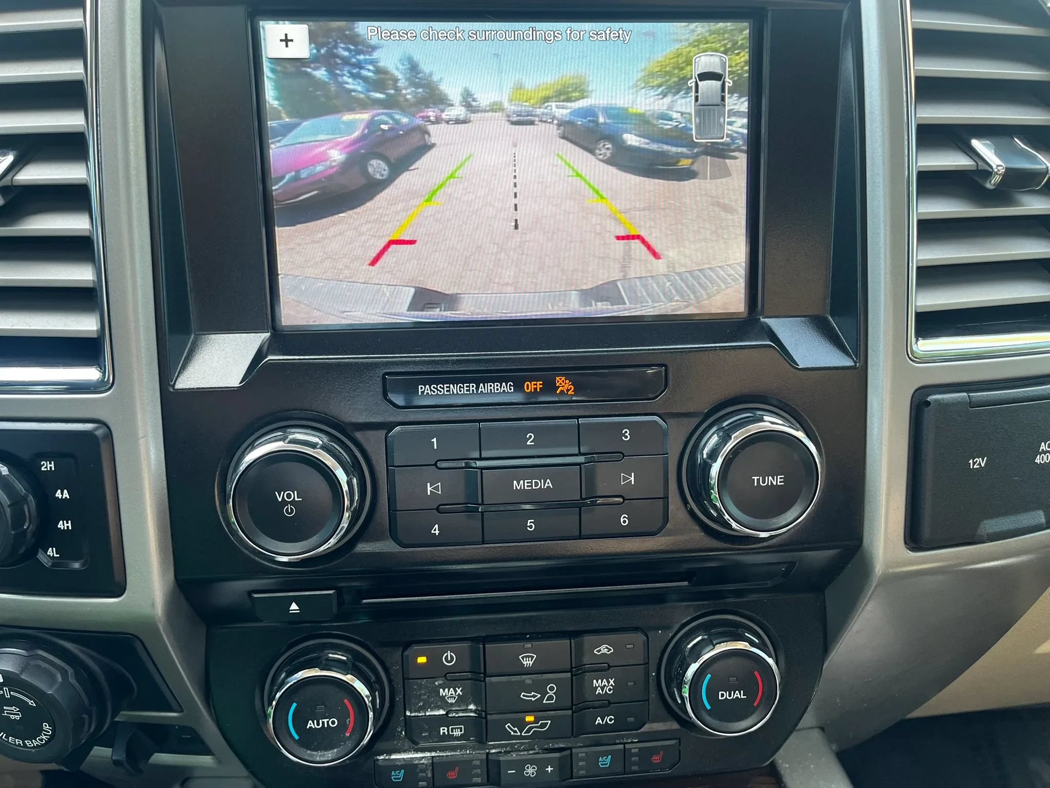 Used 2016 Ford F150 Lariat AWD/4WD image 17