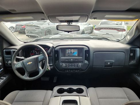 Used 2018 Chevrolet Silverado 1500 Custom w/ Custom Convenience Package image 14