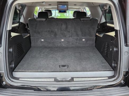 Used 2015 Cadillac Escalade ESV Luxury image 39