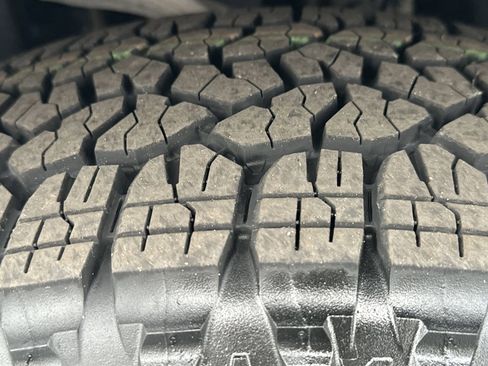 Used 2022 Chevrolet Silverado 1500 RST image 12