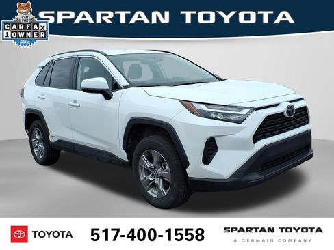 Used 2025 Toyota RAV4 XLE image 5