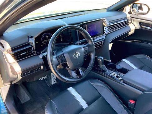 Certified 2025 Toyota Camry SE image 17
