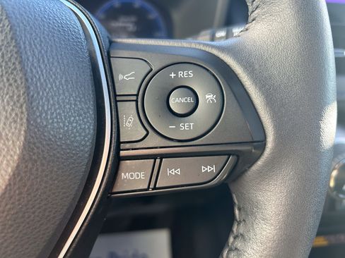 Used 2023 Toyota RAV4 XSE AWD/4WD image 27
