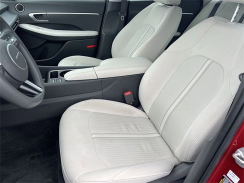 Certified 2025 Hyundai Sonata SEL image 26