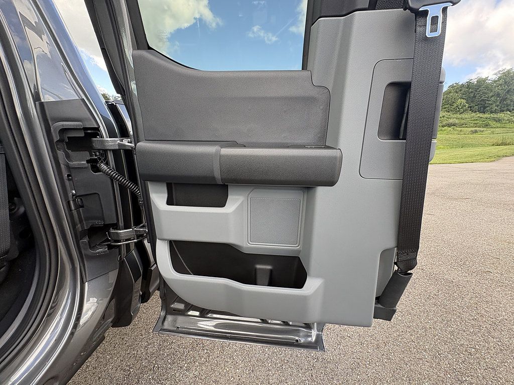 New 2026 Ford F250 XLT AWD/4WD image 17