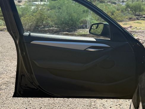 Used 2015 BMW X1 xDrive28i image 39