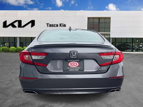 Used 2018 Honda Accord Sport image 5