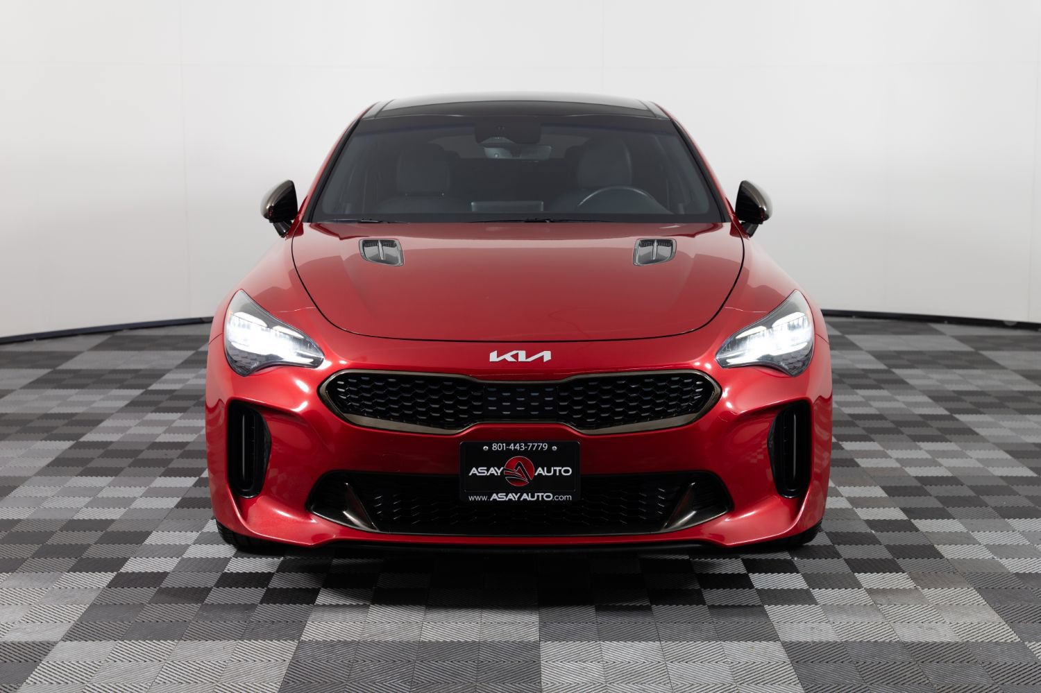 Used 2023 Kia Stinger GT-Line w/ Sun & Sound Package RWD image 11