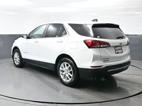 Used 2023 Chevrolet Equinox LT AWD/4WD image 9