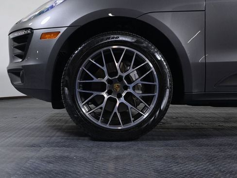 Certified 2018 Porsche Macan S AWD/4WD image 29