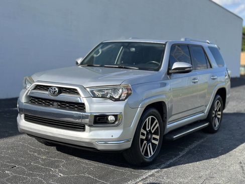 Used 2015 Toyota 4Runner Limited image 3